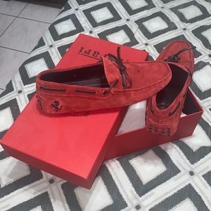Tod’s Ferrari 7 1/2 used 1  time